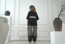 Lade das Bild in den Galerie-Viewer, BLACK SHIRT
