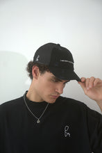 Lade das Bild in den Galerie-Viewer, CAP
